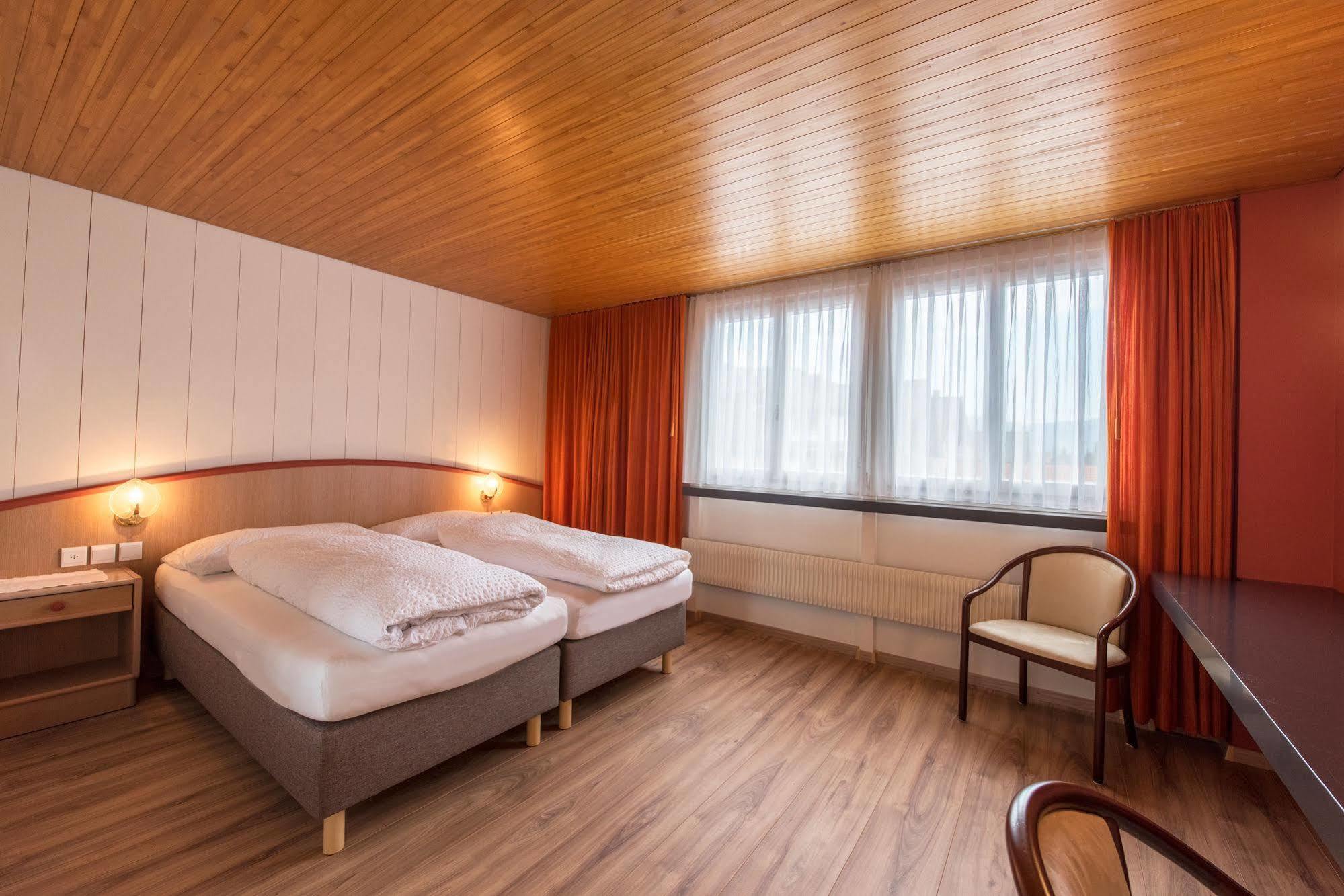 Hotel Garni Rösslipost Unteriberg Exteriör bild